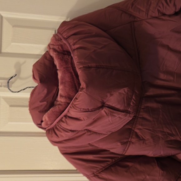 ARIZONA JEAN CO WOMEN'S JUNIORS WINTER BERRY HOODED COAT SIZE LARGE - Picture 9 of 15